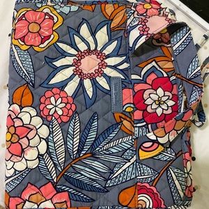 Vera Bradley traveling make up